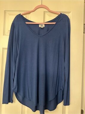 Old Navy Blue Long-Sleeve V-Neck Top